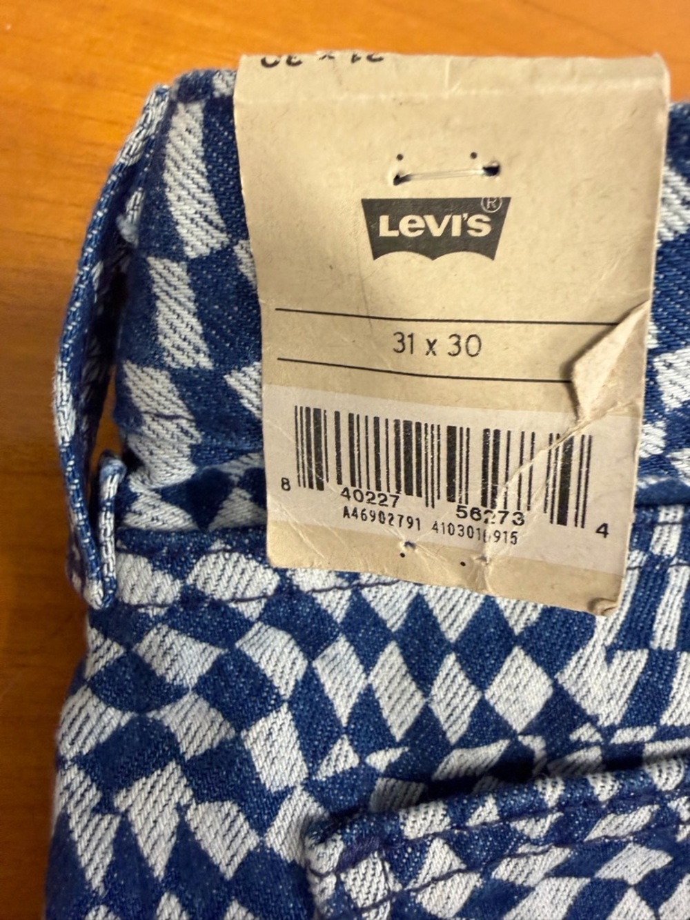 Levi's Navy and White Geometric Ankle Pants - Picture 5 of 7